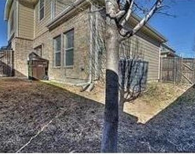 6216 Texana Way - Photo Thumbnail 16