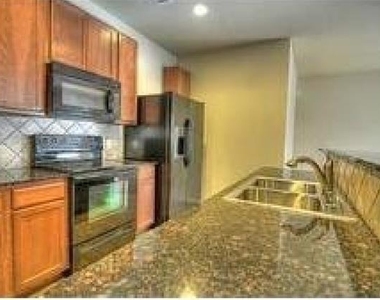 6216 Texana Way - Photo Thumbnail 6