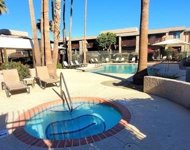 4354 N 82nd Street - Photo Thumbnail 8
