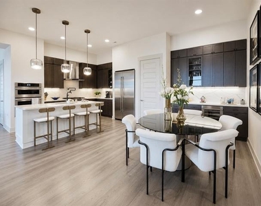 3330 Oak Grove Avenue - Photo Thumbnail 3
