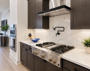 3330 Oak Grove Avenue - Photo Thumbnail 18