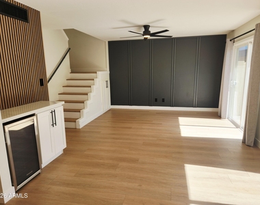 4818 N 73rd Street - Photo Thumbnail 12