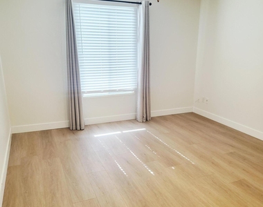 4818 N 73rd Street - Photo Thumbnail 28