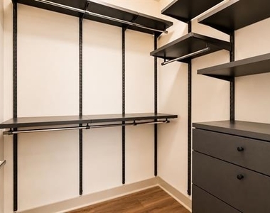 3330 Oak Grove Avenue - Photo Thumbnail 19