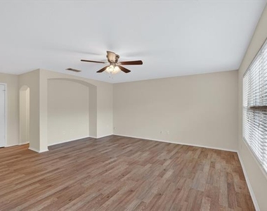 7401 Cowhand Court - Photo Thumbnail 4