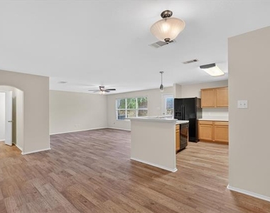 7401 Cowhand Court - Photo Thumbnail 2