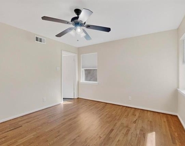 2120 Healey Drive - Photo Thumbnail 17
