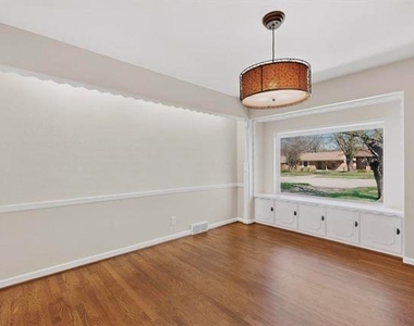 2120 Healey Drive - Photo Thumbnail 6