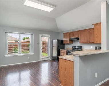 6260 Trinity Creek Drive - Photo Thumbnail 10