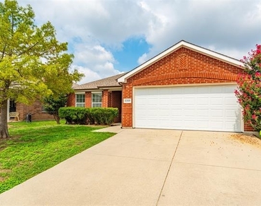 6260 Trinity Creek Drive - Photo Thumbnail 4