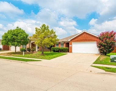 6260 Trinity Creek Drive - Photo Thumbnail 3
