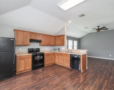 6260 Trinity Creek Drive - Photo Thumbnail 7