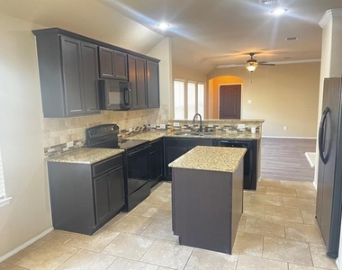 9108 Stewart Street - Photo Thumbnail 2