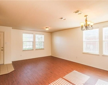 2324 Cavalry Drive - Photo Thumbnail 6