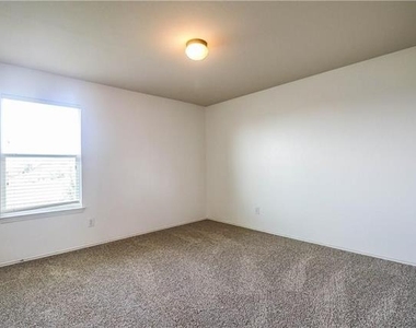 2324 Cavalry Drive - Photo Thumbnail 19