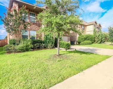 2324 Cavalry Drive - Photo Thumbnail 2