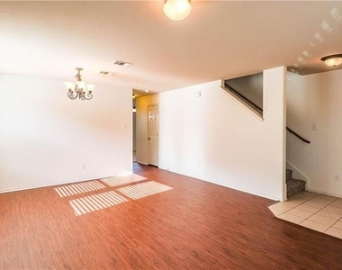 2324 Cavalry Drive - Photo Thumbnail 4