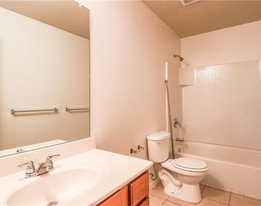 2324 Cavalry Drive - Photo Thumbnail 17