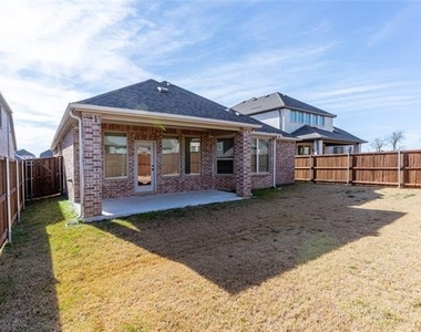 5200 Woodway Drive - Photo Thumbnail 19