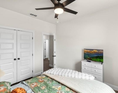 7627 Hudson Way - Photo Thumbnail 21