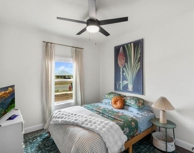7627 Hudson Way - Photo Thumbnail 20