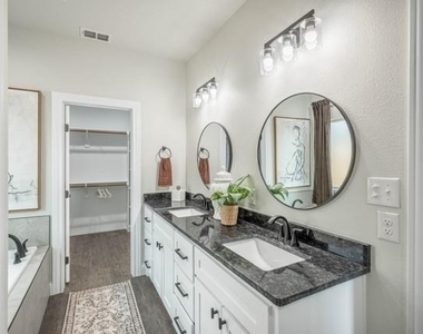 7627 Hudson Way - Photo Thumbnail 35