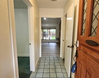 1908 Westridge Street - Photo Thumbnail 2