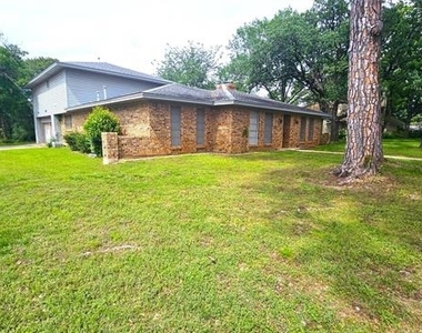 1908 Westridge Street - Photo Thumbnail 1