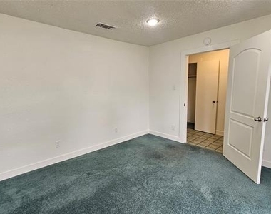 1908 Westridge Street - Photo Thumbnail 4