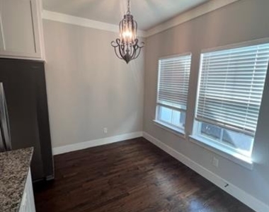 1000 N Kentucky Street - Photo Thumbnail 4