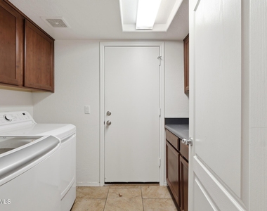 3118 S 95th Lane - Photo Thumbnail 21