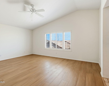 29424 N 49th Street - Photo Thumbnail 33