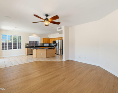 29424 N 49th Street - Photo Thumbnail 13