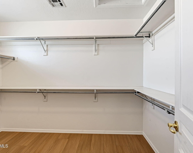 29424 N 49th Street - Photo Thumbnail 27