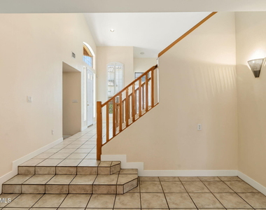 29424 N 49th Street - Photo Thumbnail 9