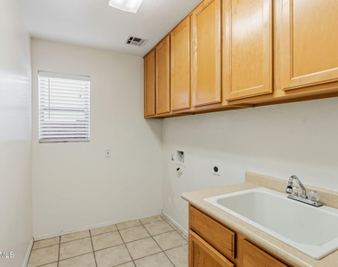 29424 N 49th Street - Photo Thumbnail 22