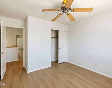29424 N 49th Street - Photo Thumbnail 38