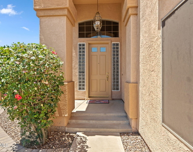 29424 N 49th Street - Photo Thumbnail 2