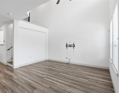 3648 Zellwood Lane - Photo Thumbnail 9