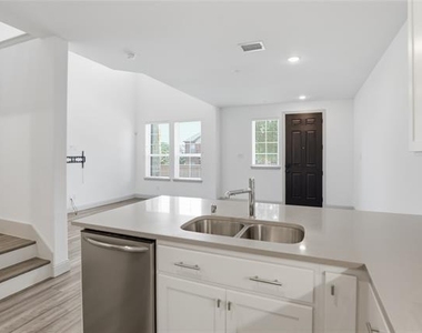 3648 Zellwood Lane - Photo Thumbnail 18