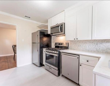 4920 W University Boulevard - Photo Thumbnail 5