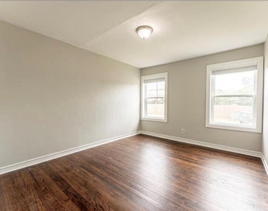 4920 W University Boulevard - Photo Thumbnail 12