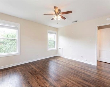 4920 W University Boulevard - Photo Thumbnail 10