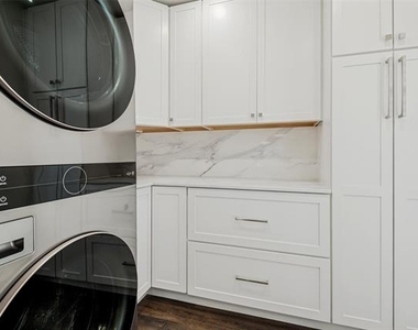 4425 Emerson Avenue - Photo Thumbnail 14