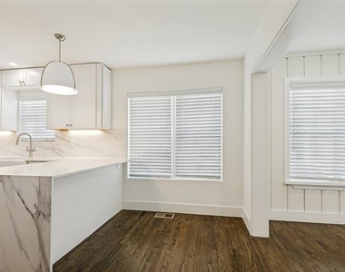 4425 Emerson Avenue - Photo Thumbnail 10