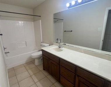 801 Big Water Trail - Photo Thumbnail 16