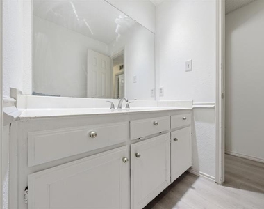 2103 Overview Lane - Photo Thumbnail 20