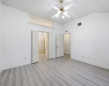 2103 Overview Lane - Photo Thumbnail 15