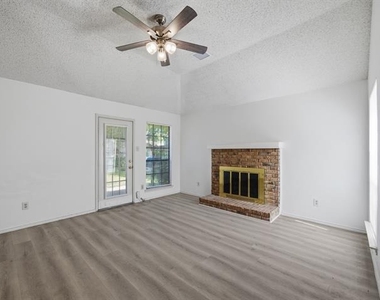 2103 Overview Lane - Photo Thumbnail 5