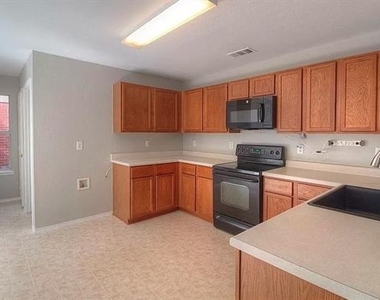 3540 Bandera Ranch Road - Photo Thumbnail 5